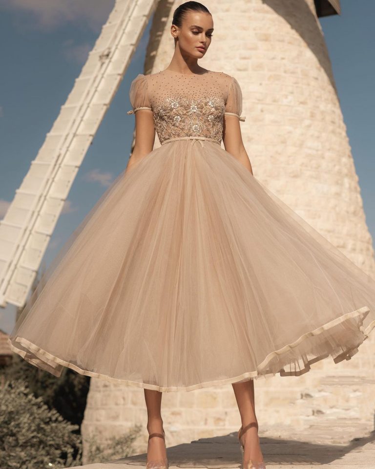 Tea Length Wedding Dresses: The 24 Bridal Gowns + FAQs