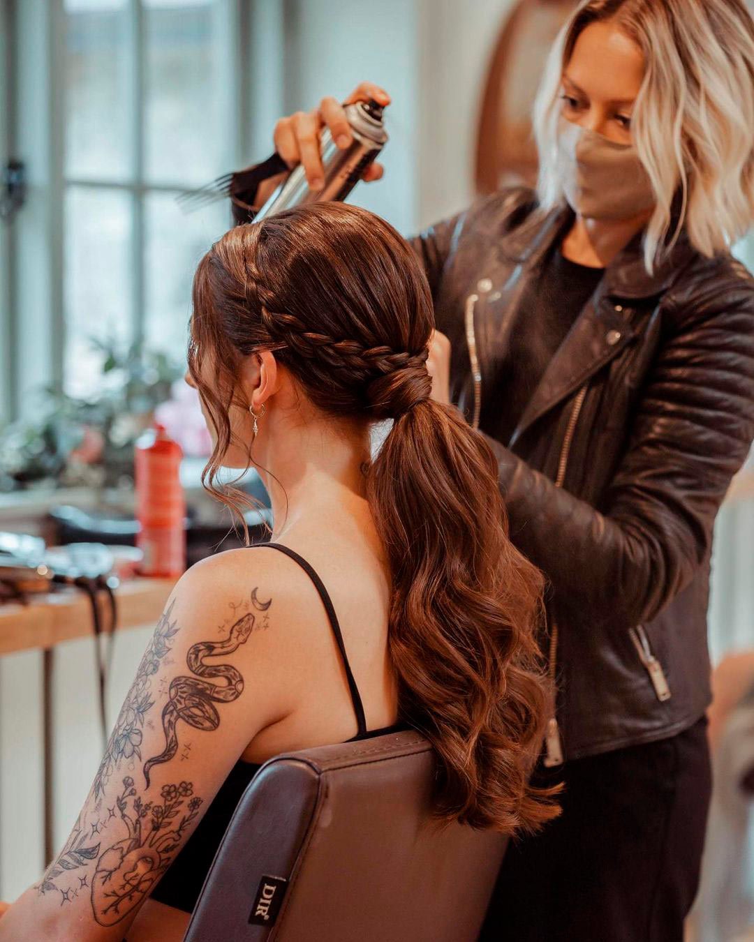 How To Find A Hairstylist Near You For Your Wedding: Tips Advice