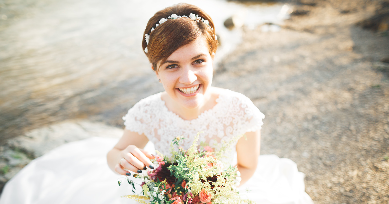 Pixie Wedding Hairstyles Ideas For 2024 [Guide & FAQs]