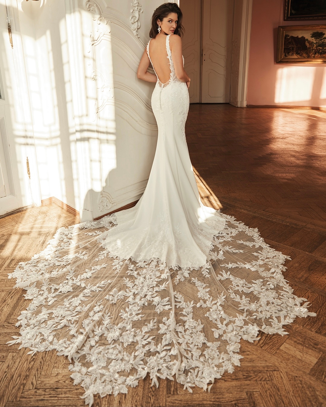 sexy wedding dresses ideas open back with train lace sexy moonlight