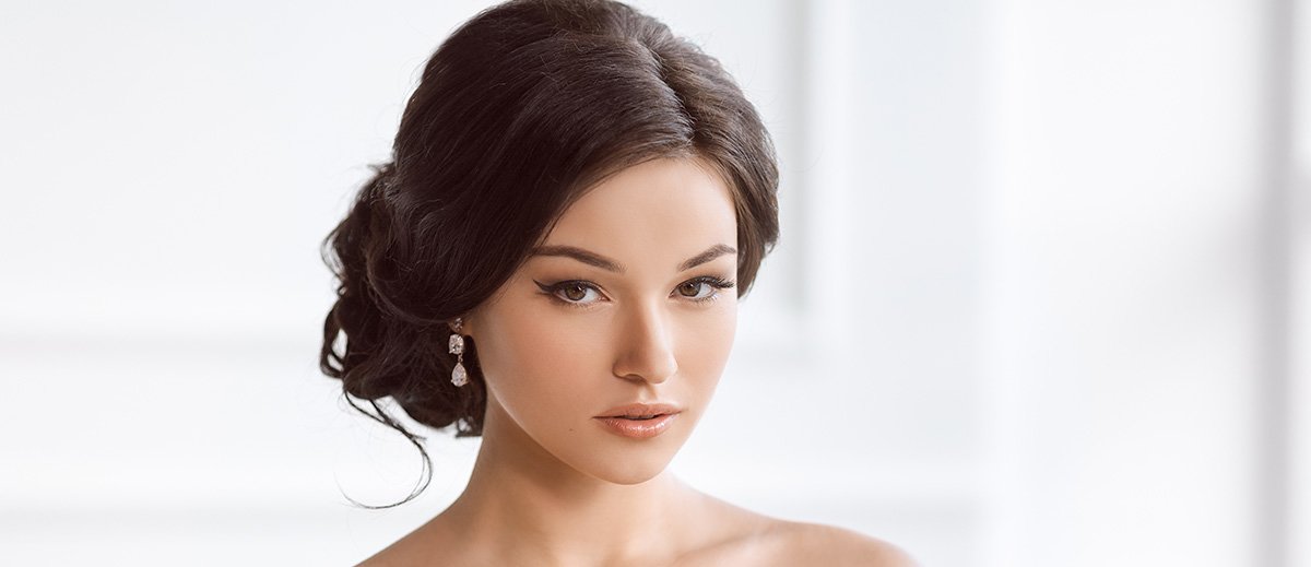 Side Buns Wedding Hairstyles: 21 Trendy Ideas + FAQs