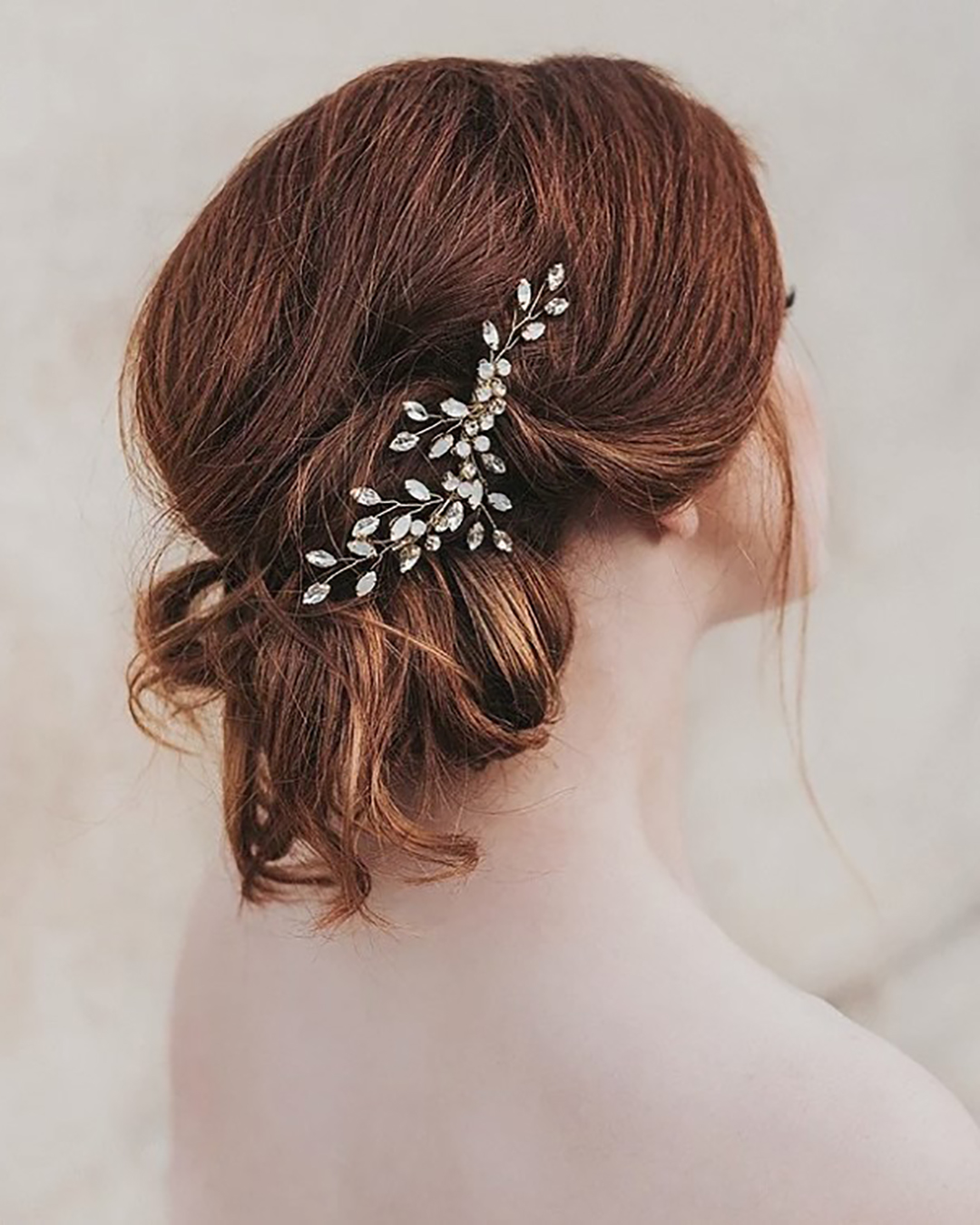summer wedding hairstyles bun for short hair haircomesthebride