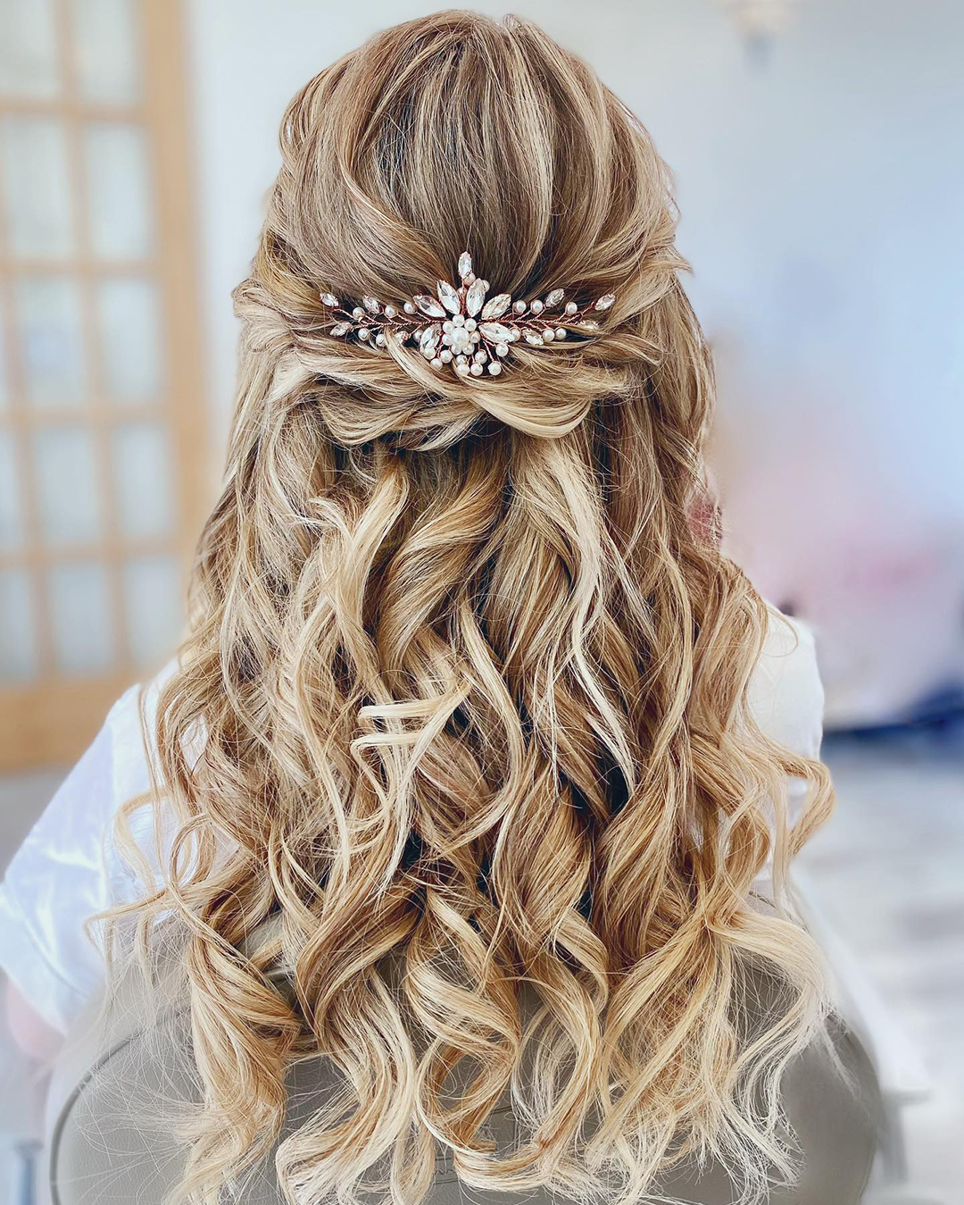 summer wedding hairstyles half up for bride rosy_nyk_muah