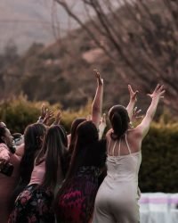 Bouquet Toss Songs: Unique Songs Playlist + Expert Tips