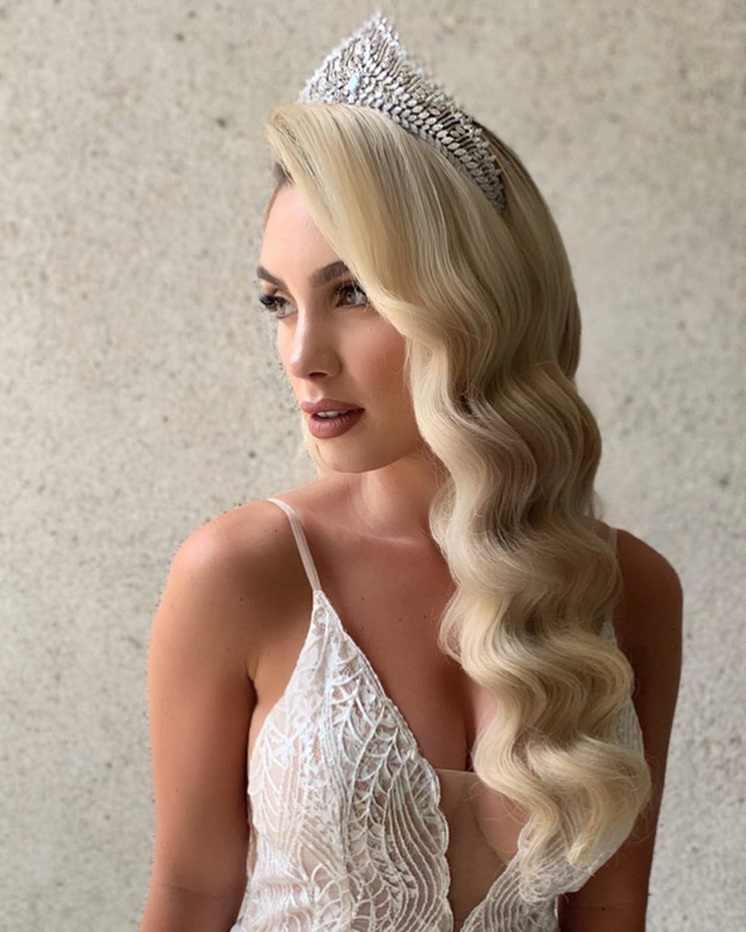 wedding hairstyles with crown with blonde hair down kykhair