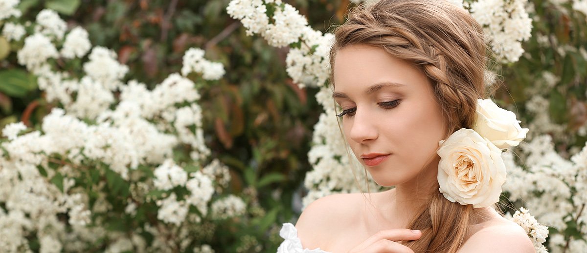 Wedding Side Hairstyles: 24 Stylish Ideas For 2025 [Guide & FAQs]