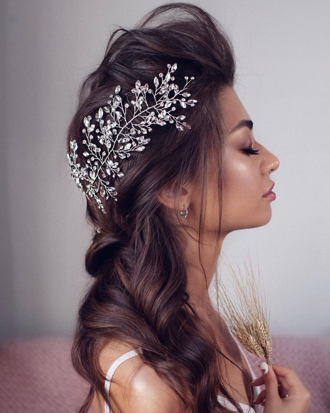wedding side hairstyles half up half down to the side
