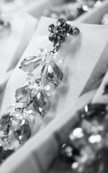 Black Wedding Accessories: 30 Ideas To Wow Your Wedding Guests