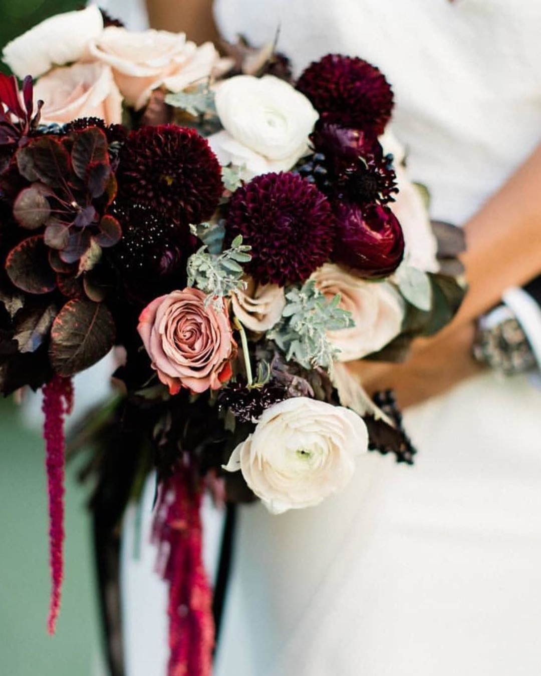black wedding flowers bouquets