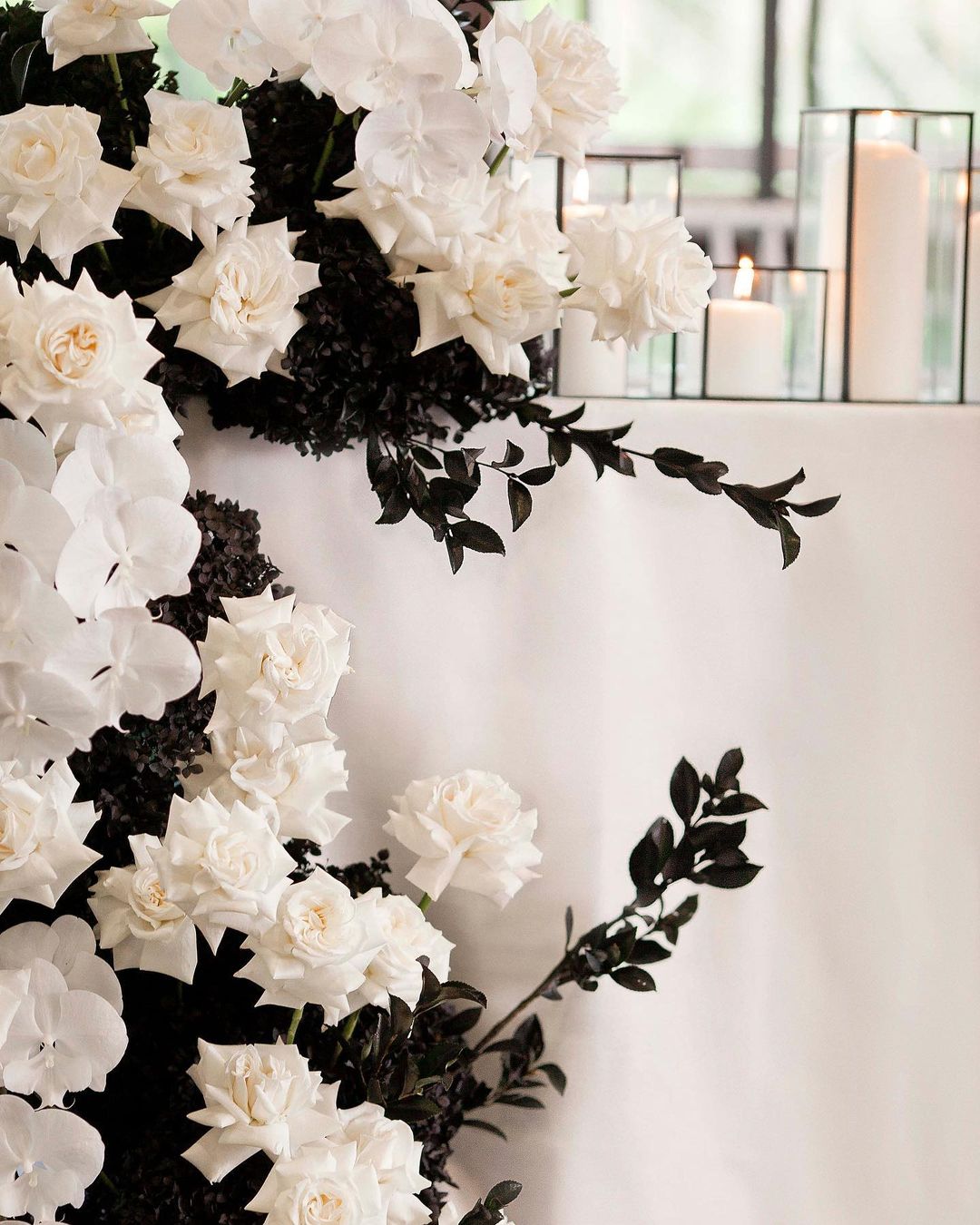 black wedding flowers ceremony