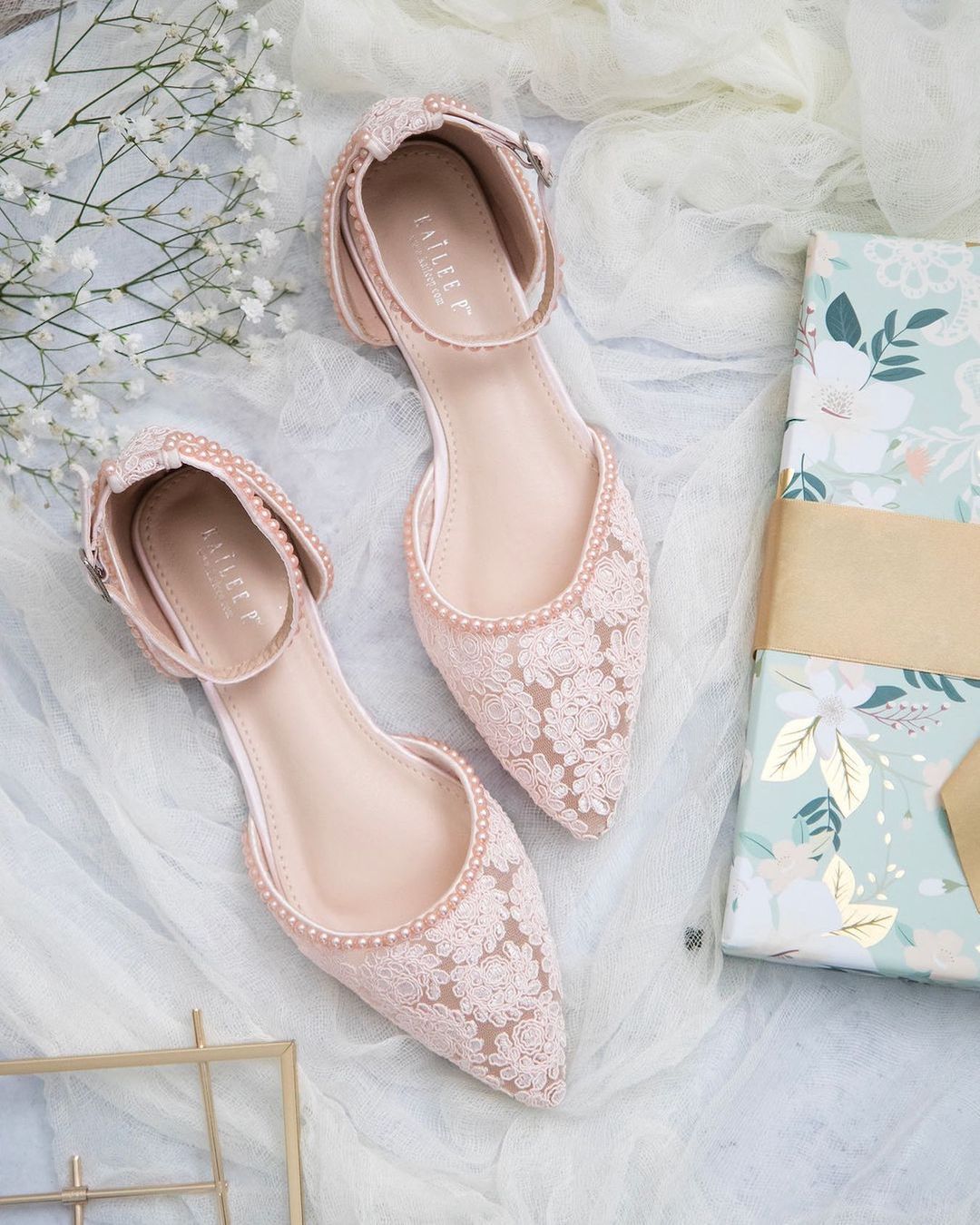wedding guest shoes flat pink