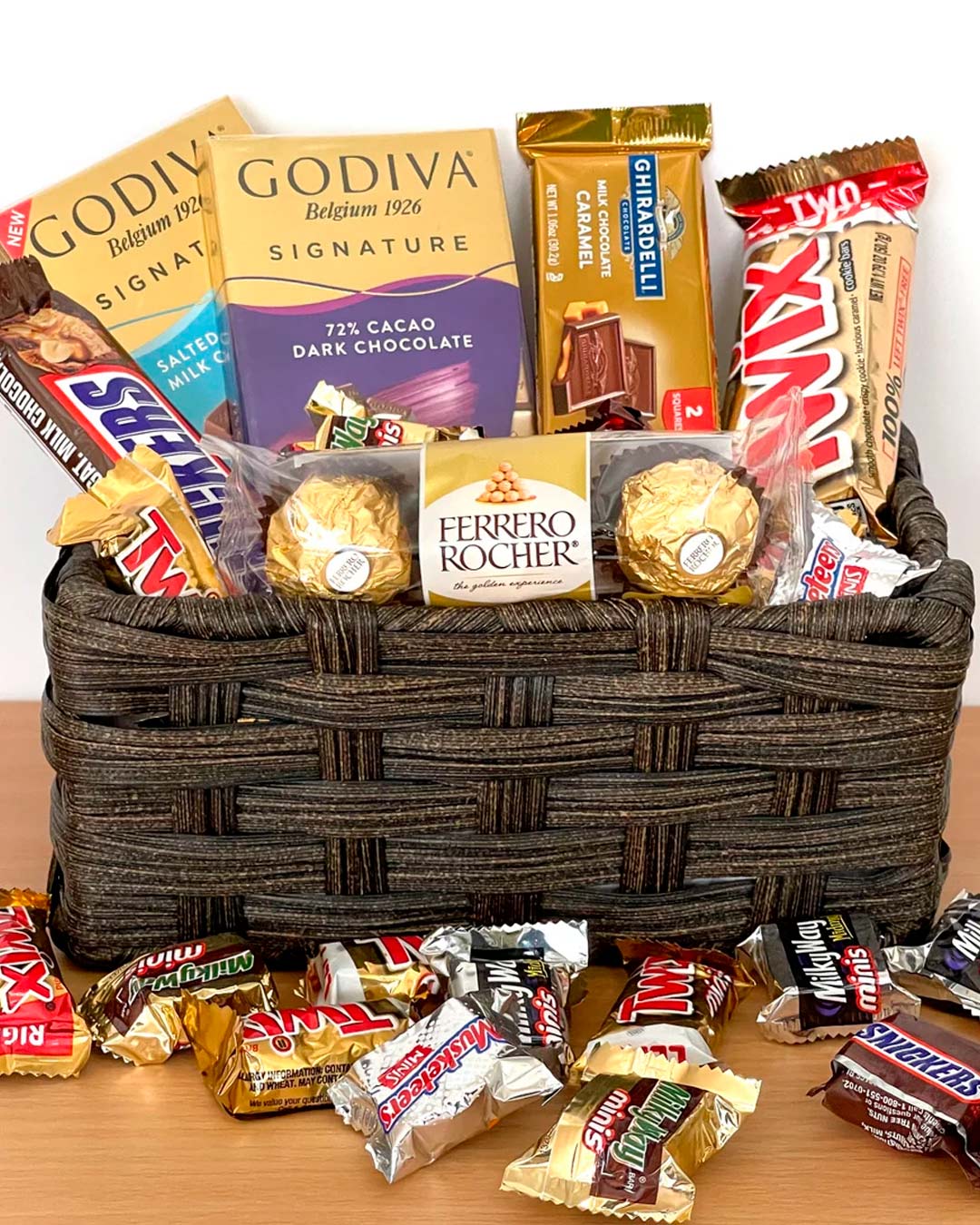 bridal shower gifts chocolate basket set