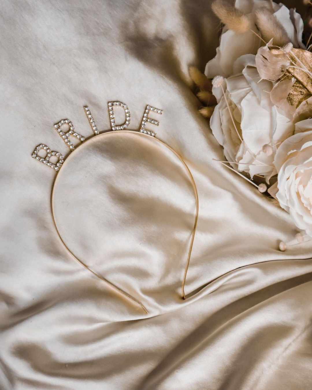 bride to be hair hoop letters