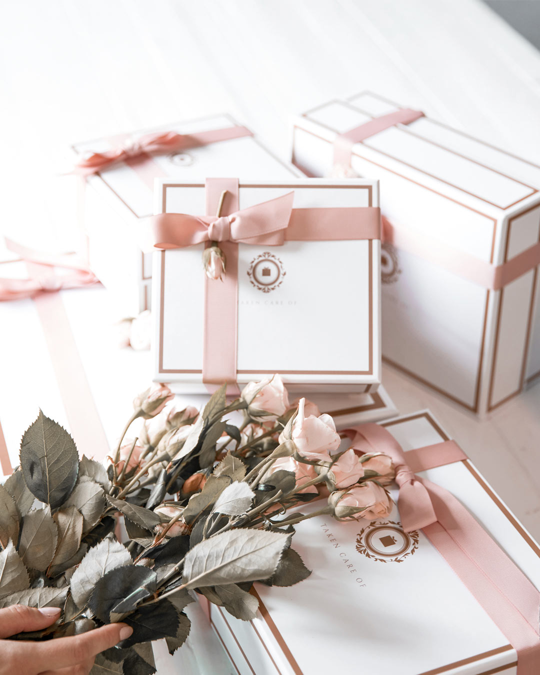 engagement party gifts box wine