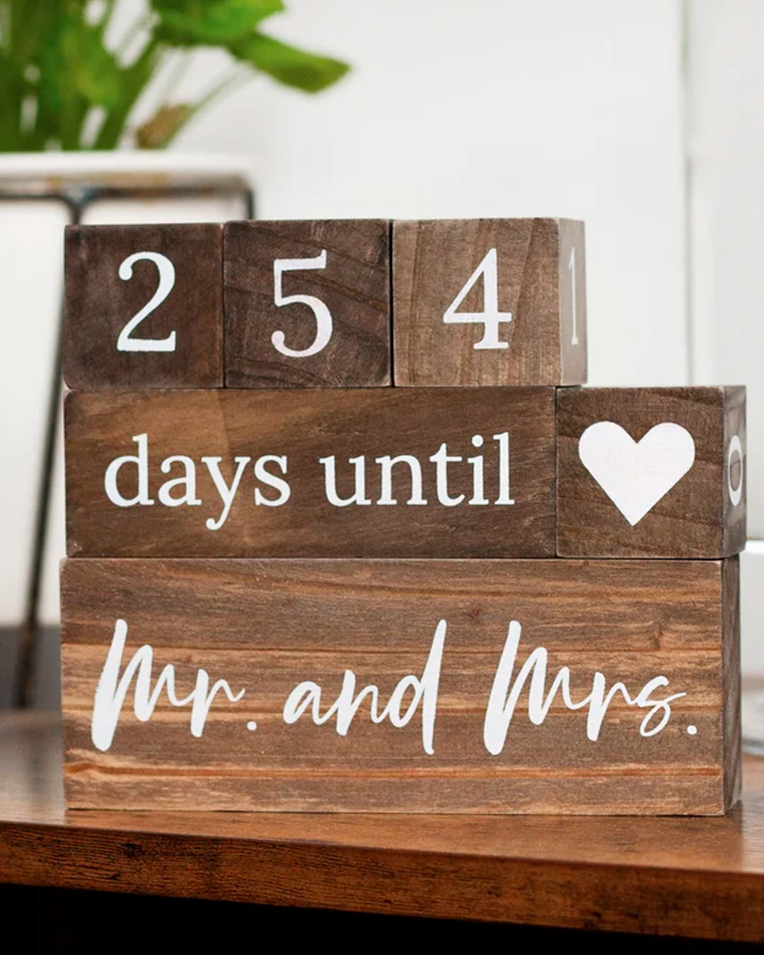 engagement party gifts countdown calendar