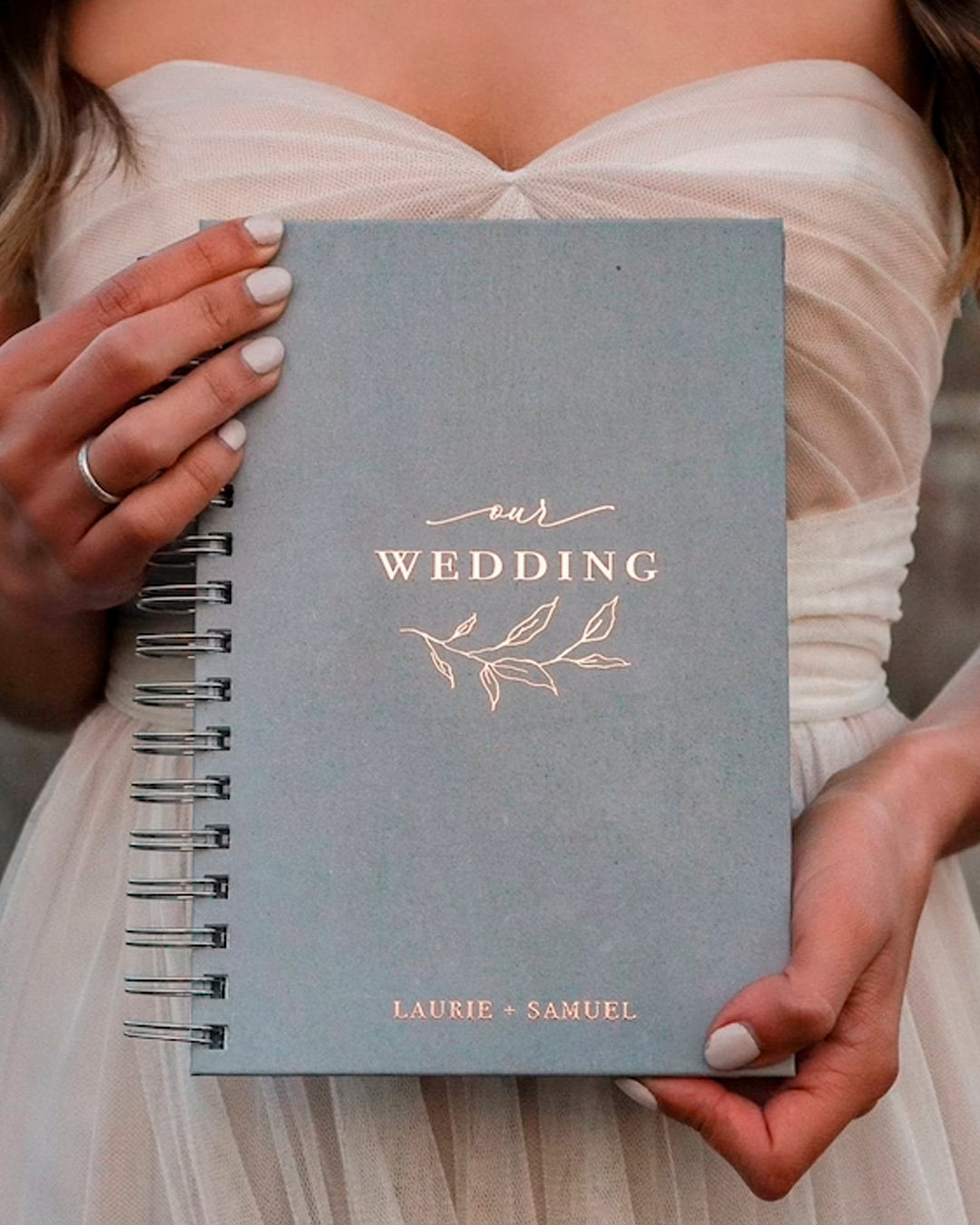 engagement party gifts planner book
