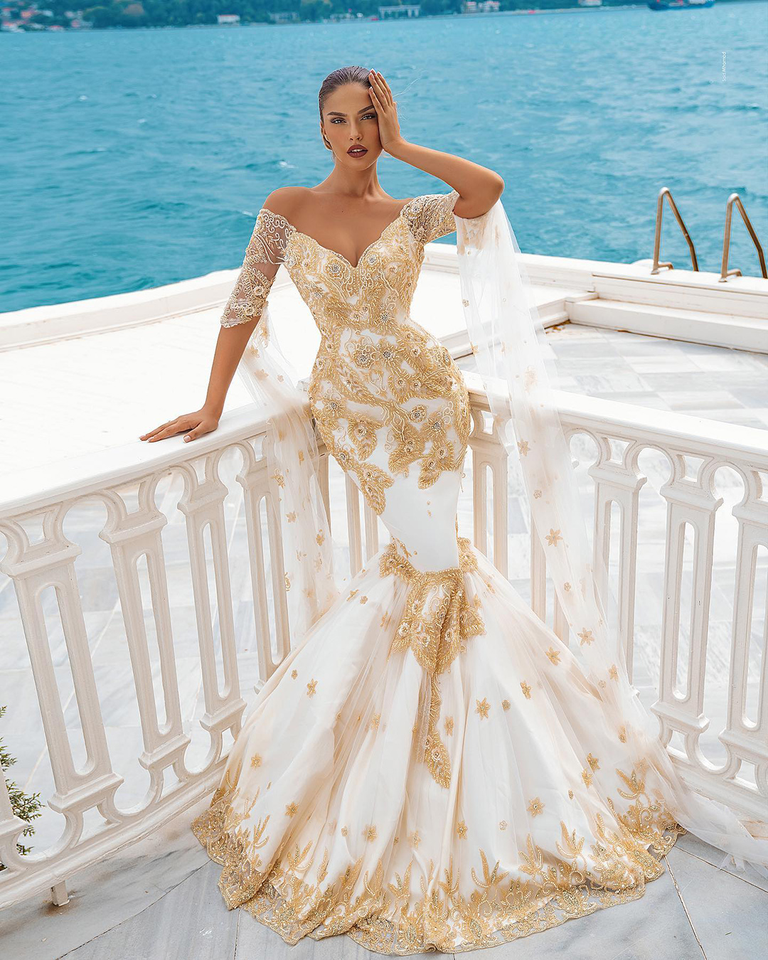 Gold Wedding Gowns: 18 Gowns [2023 