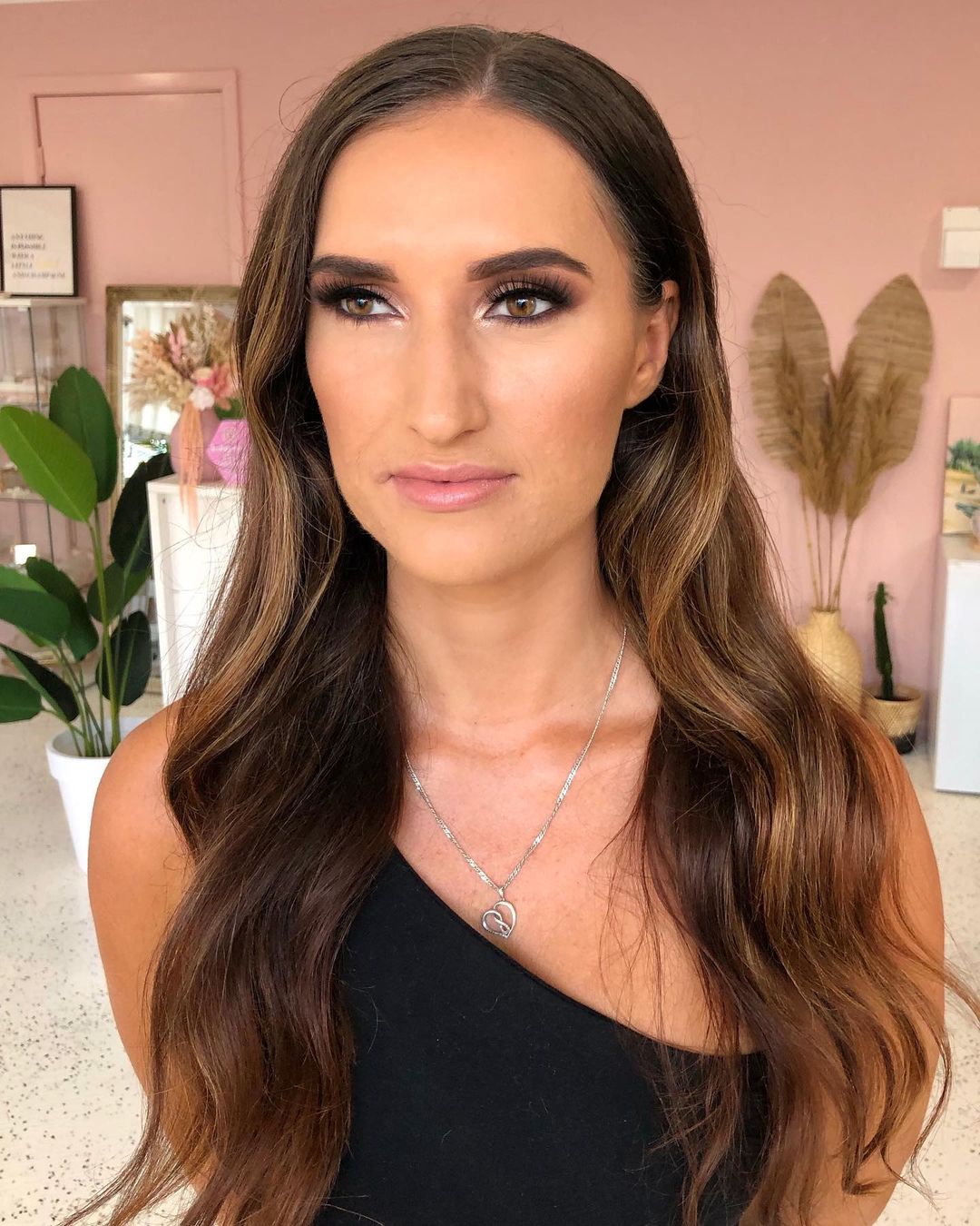 Mother of the bride glam eyes look