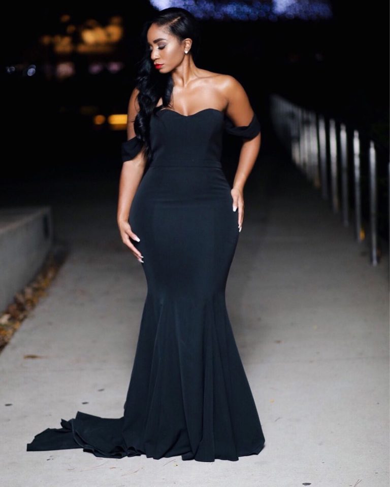 Plus Size Black Wedding Dress — 15 Ideas For Curvy Brides + FAQs