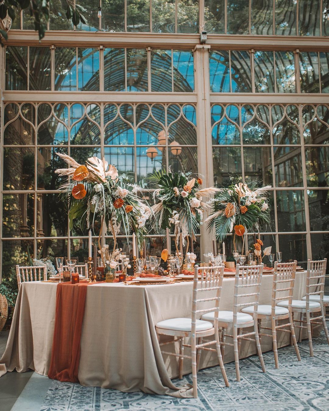 sage rust wedding flower decor