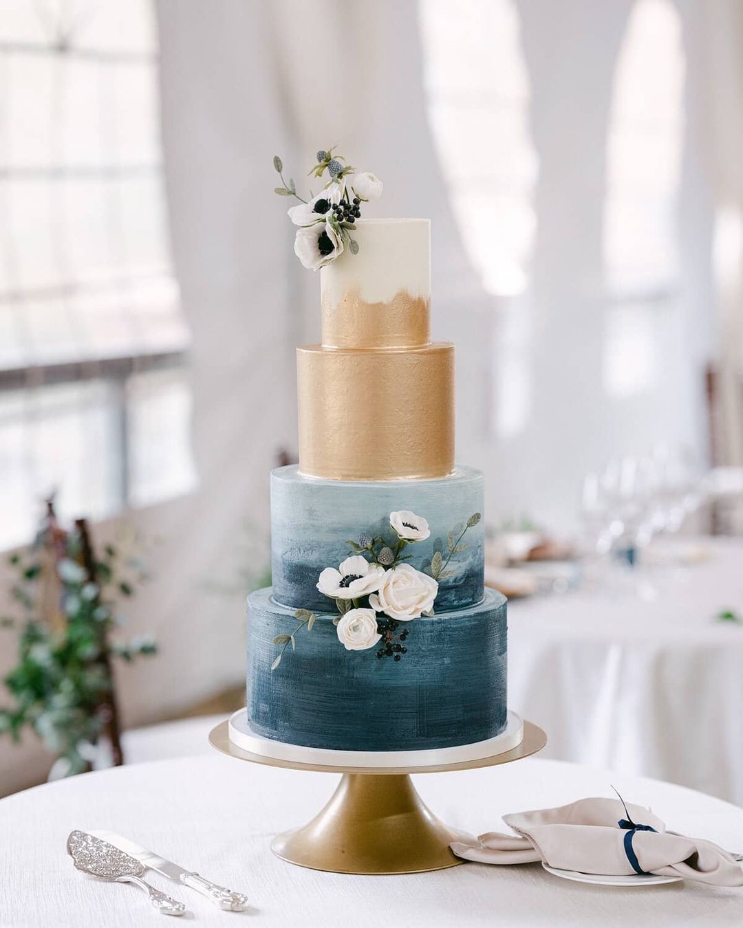teal and rust wedding cake ideas