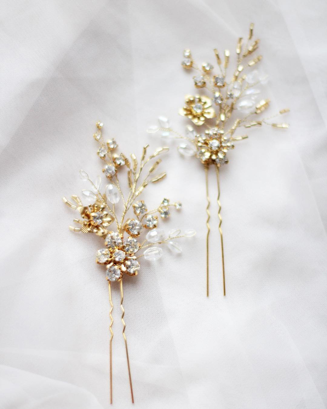 bridal hair pins gold pair with crystals and pearl enzebridal