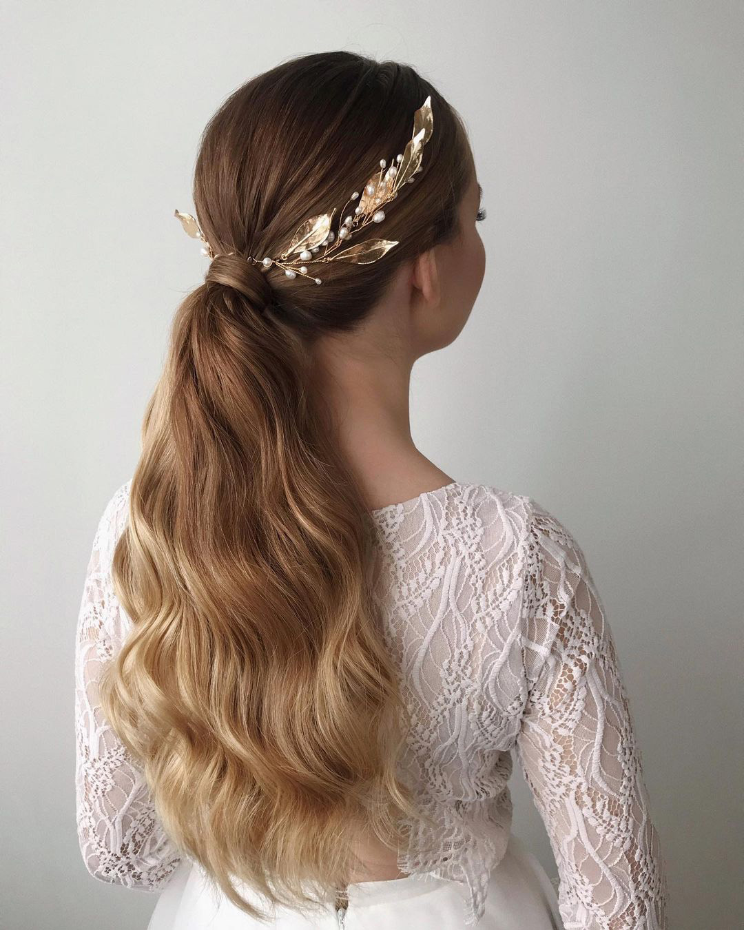 bridal hairpiece ponytail with gold leaves samoylenko_makeup