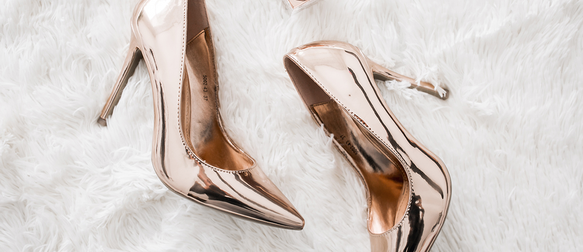 21 Gold Shoes For Wedding: 2025 Guide + FAQs