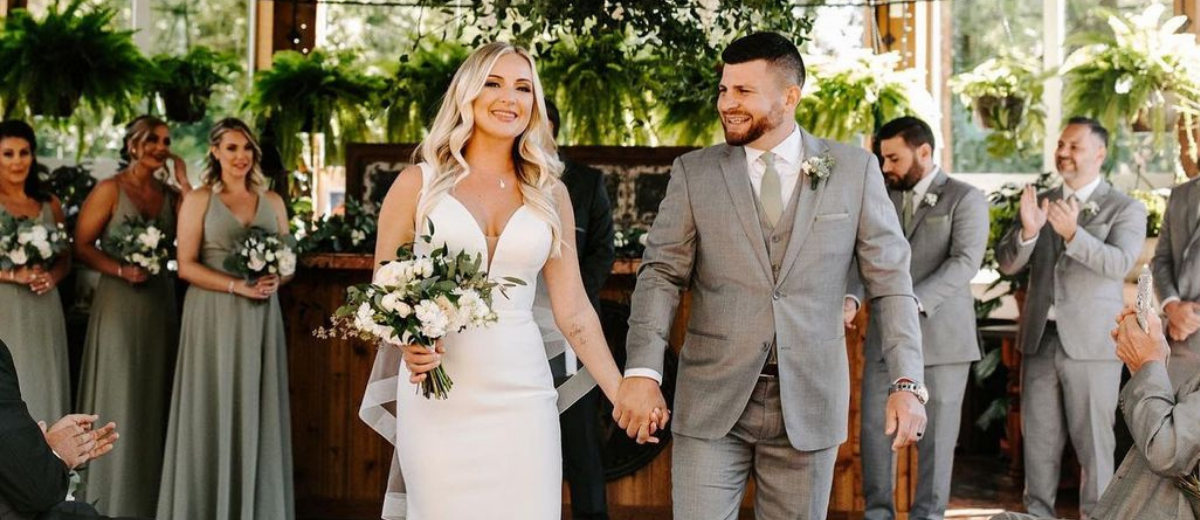 How to Start a Wedding Speech: Captivating Openings