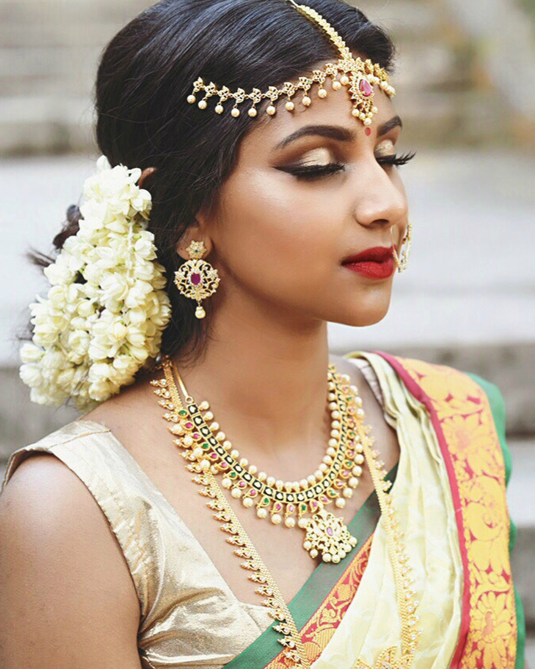 indian bridal makeup metallic gold long lashes theparismakeup