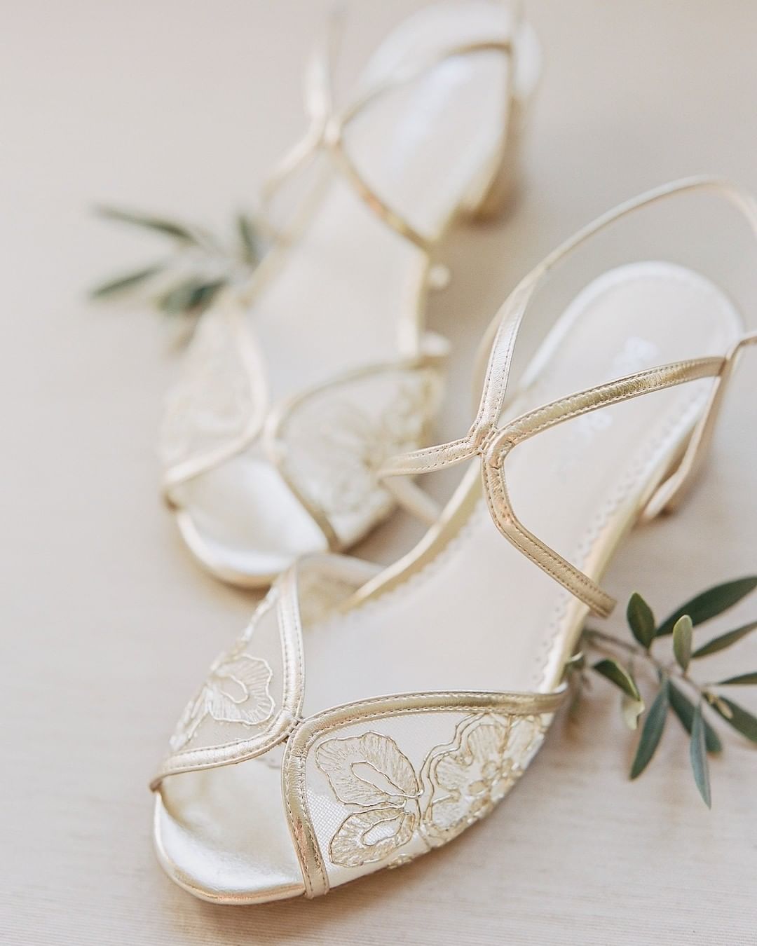lace wedding shoes flats