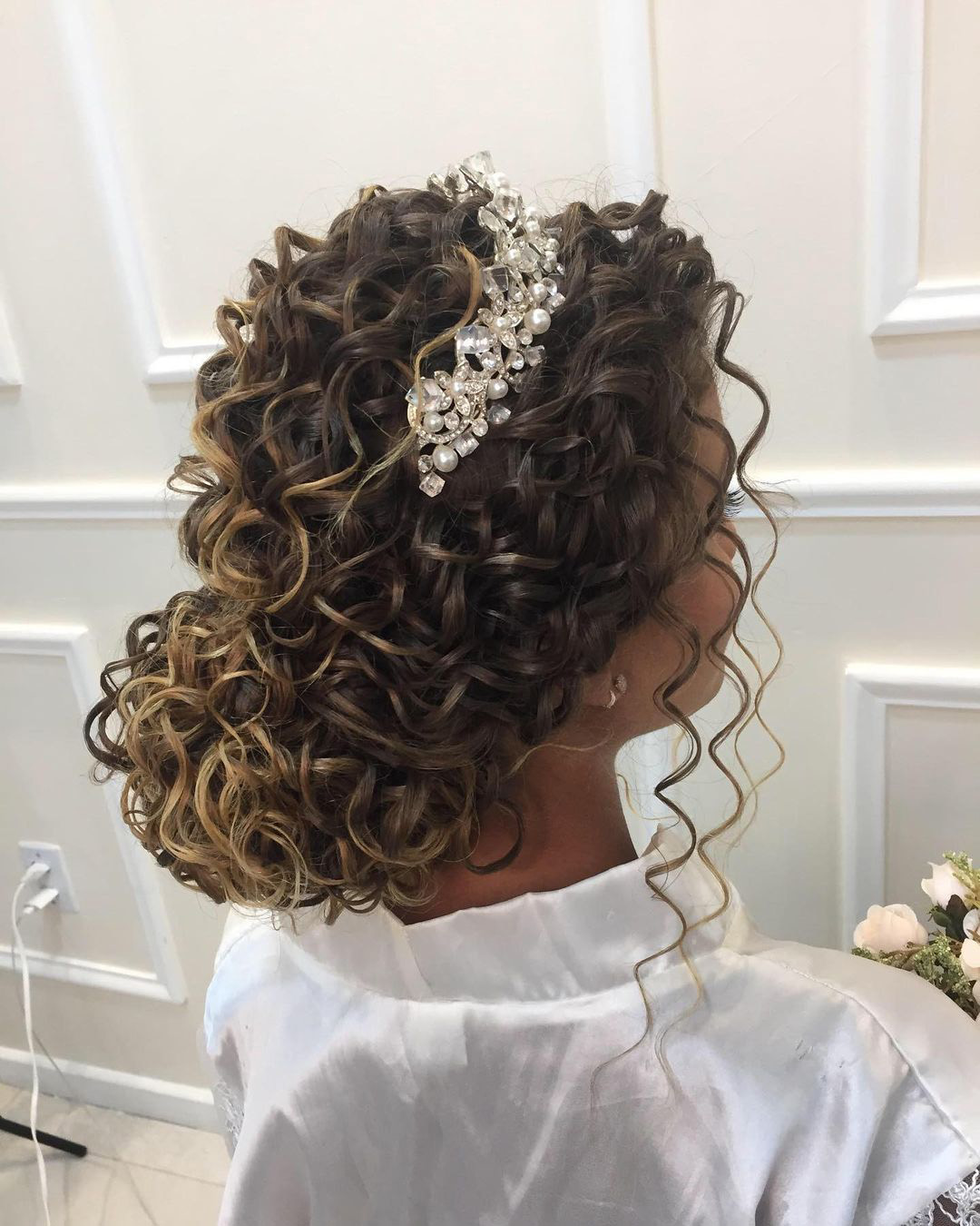 natural wedding hairstyles low chignon with headband penteadoslucena