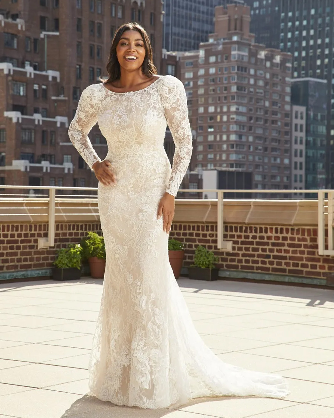 Plus Size Wedding Dresses With Sleeves 