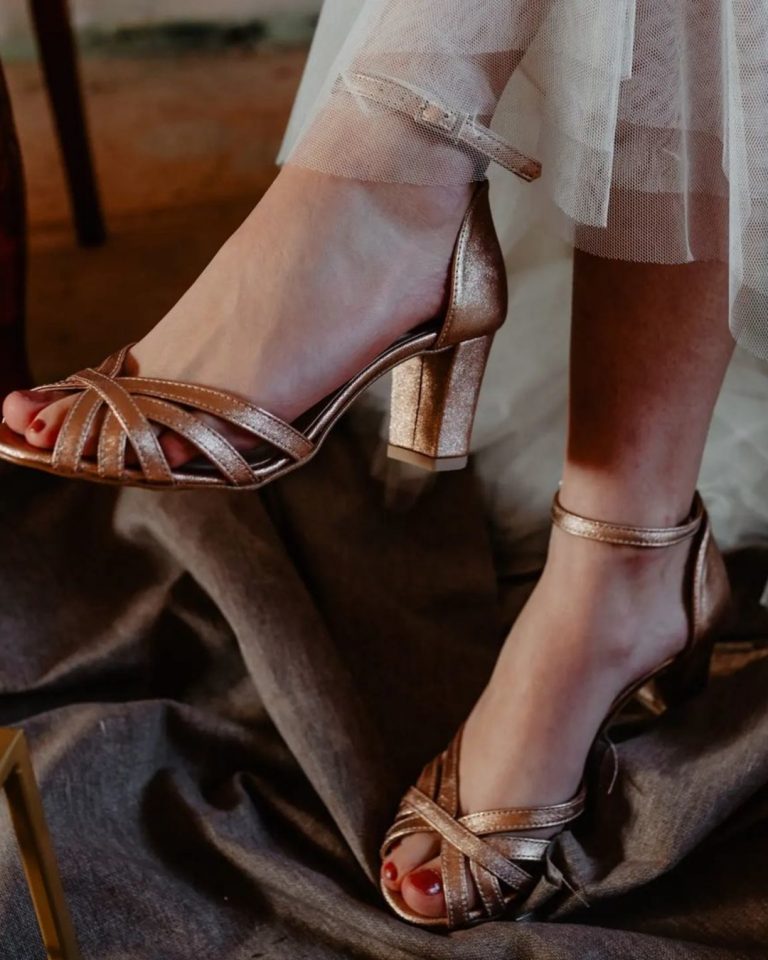 Rose Gold Wedding Shoes: 21 Ideas For Modern Brides   FAQs