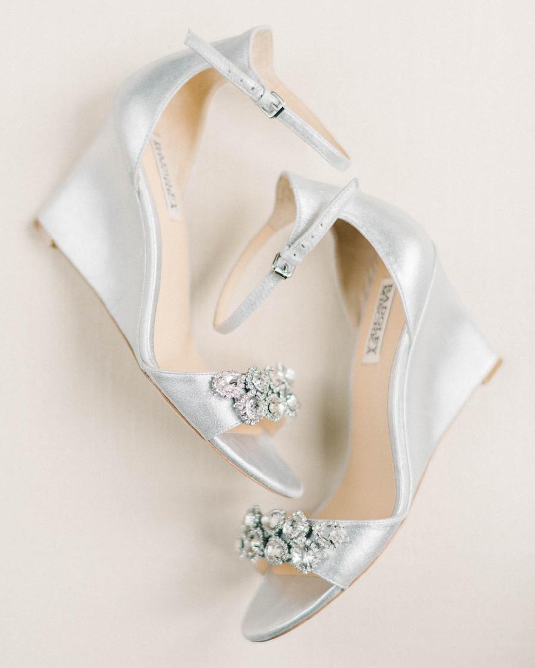 sparkly wedding shoes wedge silver comfortable badgley mischka