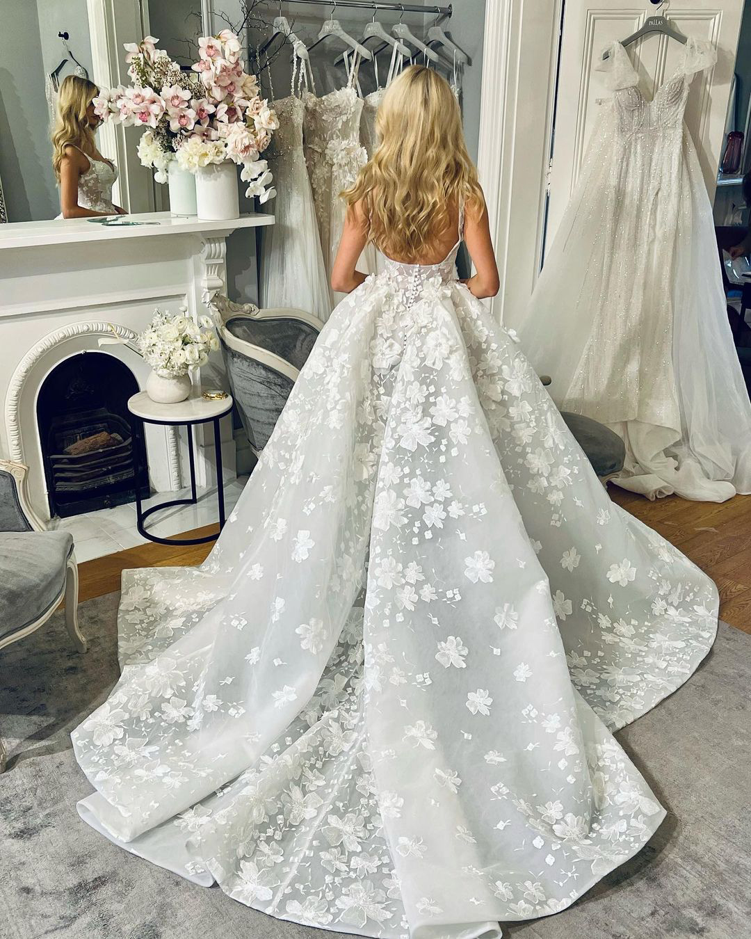 wedding dress designers open back floral pallascouture