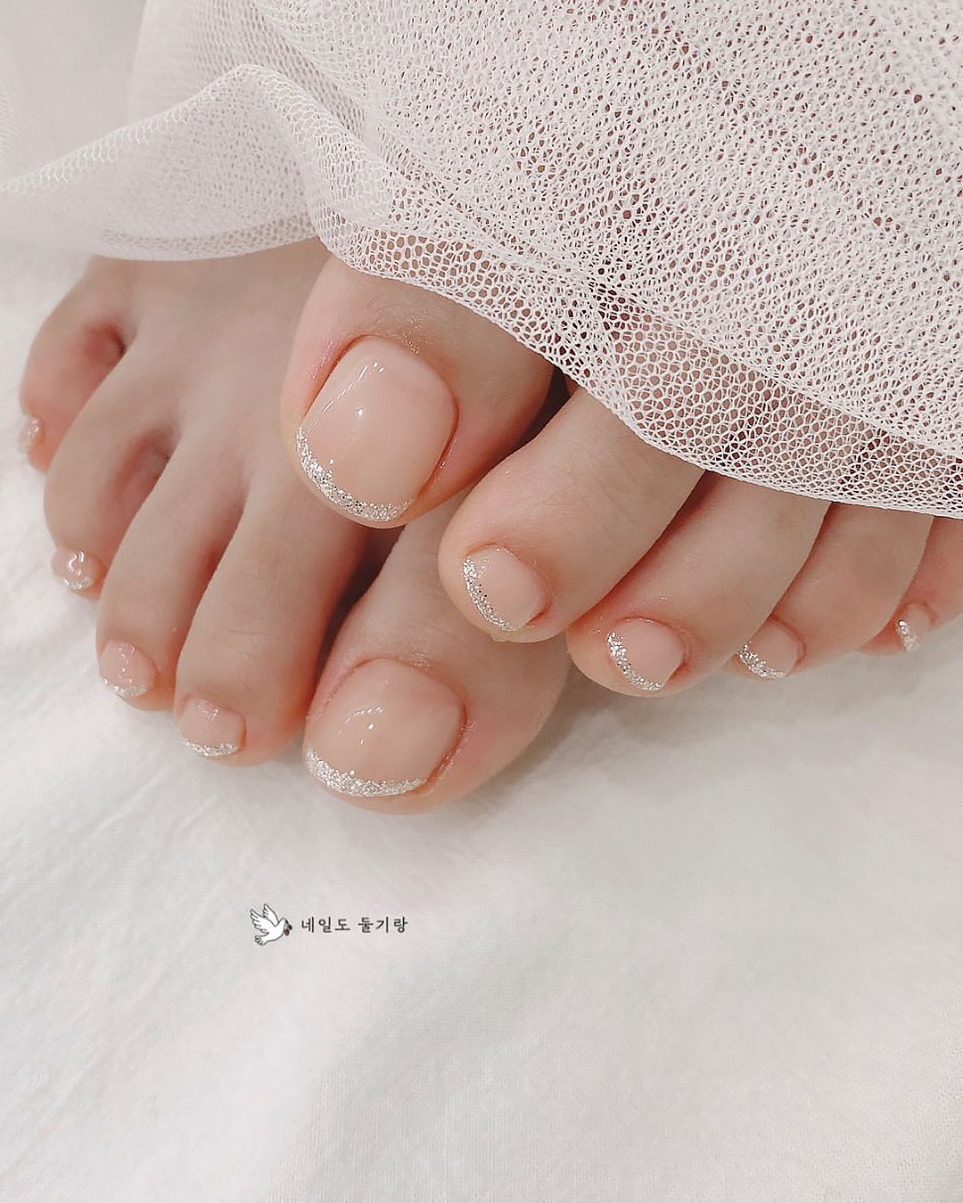 wedding toe nails french design with glitter doolginail