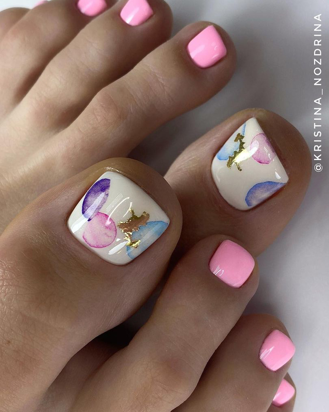 wedding toe nails pink blue lilac abstract for beach kristina_nozdrina
