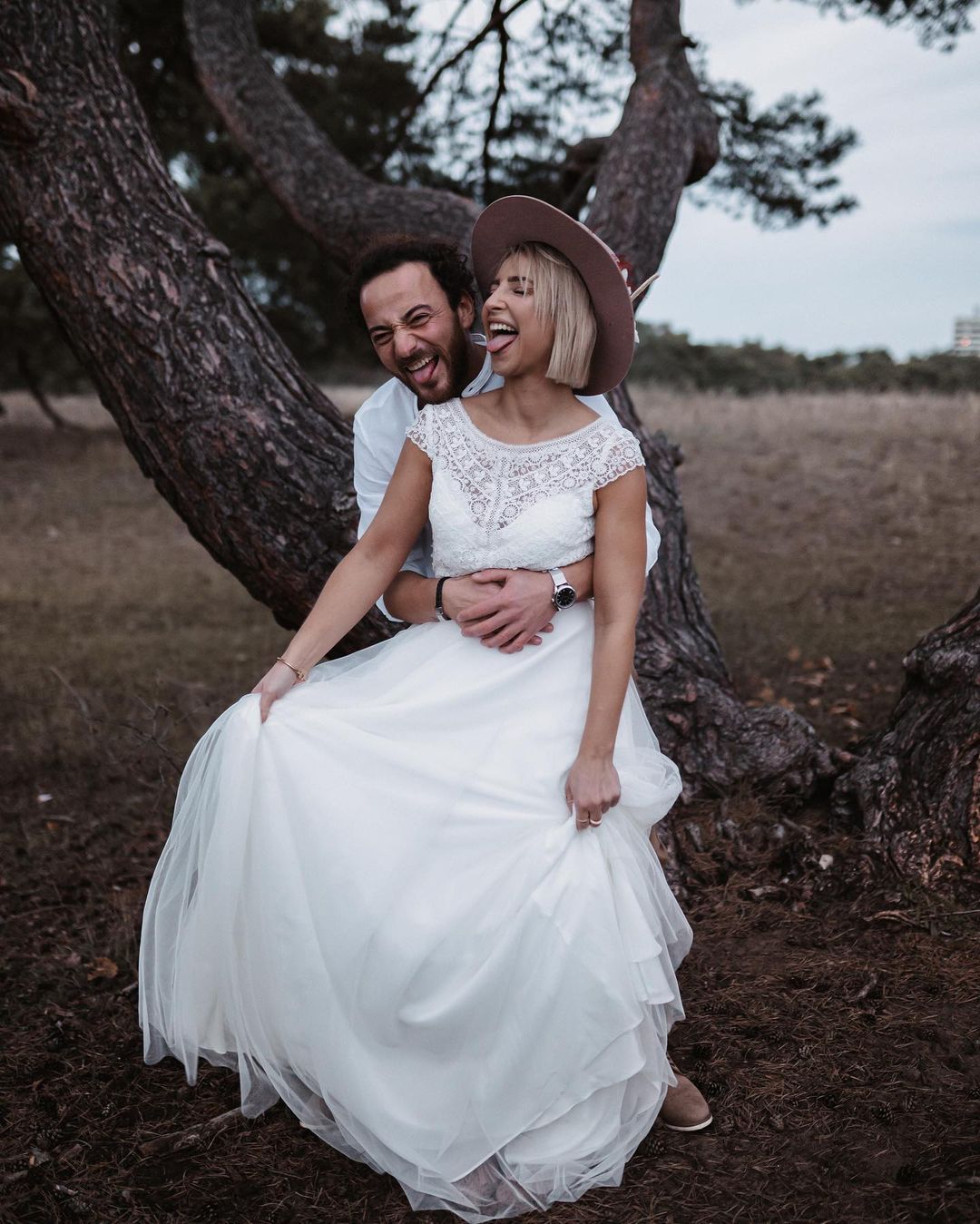 beautiful-wedding dresses to wear with cowboy boots
