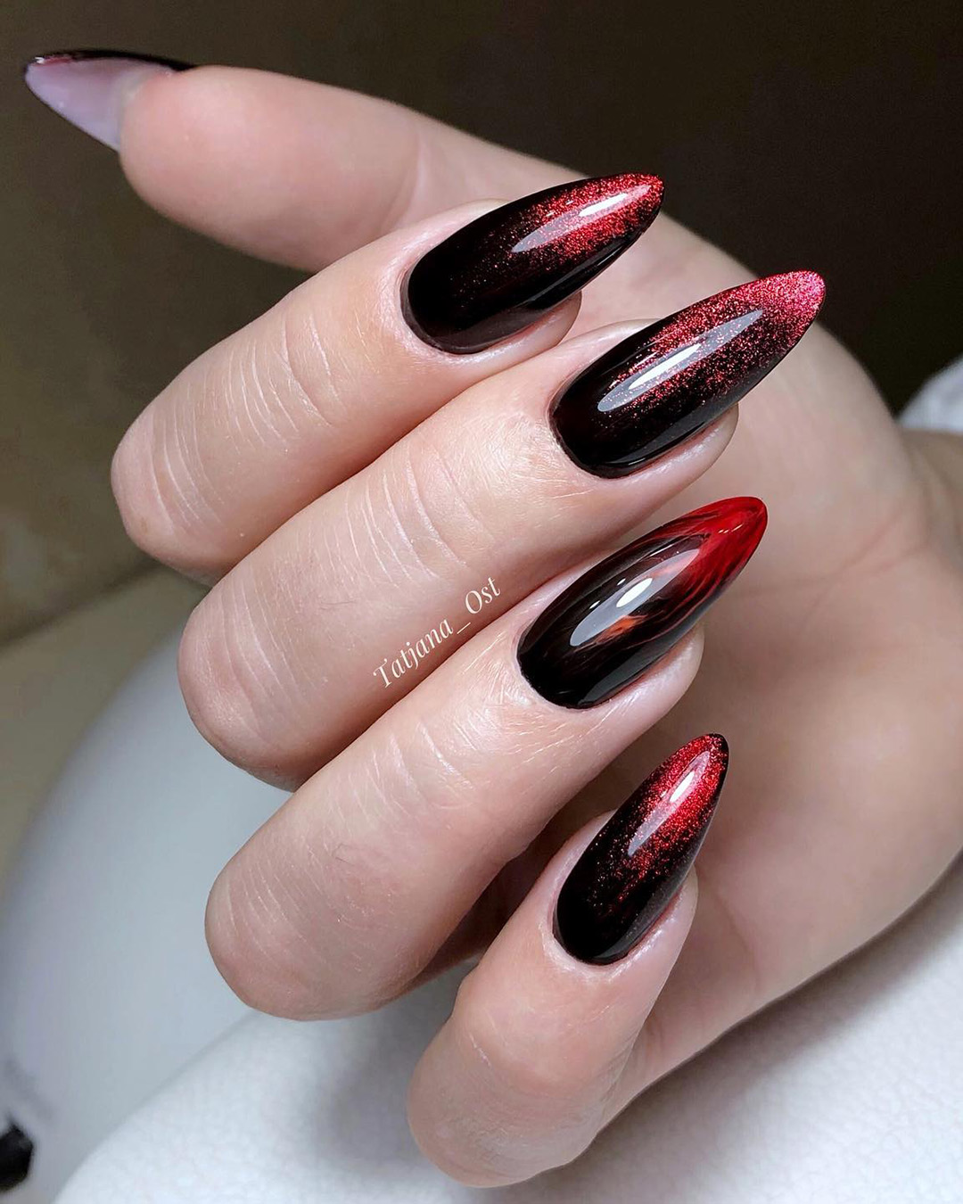 black wedding nails red ombre with sparkles tatjana_ost