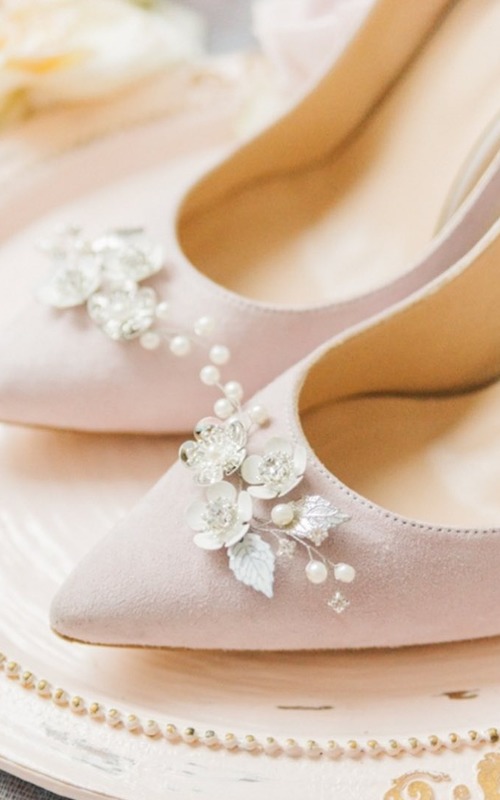 Cinderella Wedding Shoes: 23 Of The Most Beautiful Ideas + FAQs