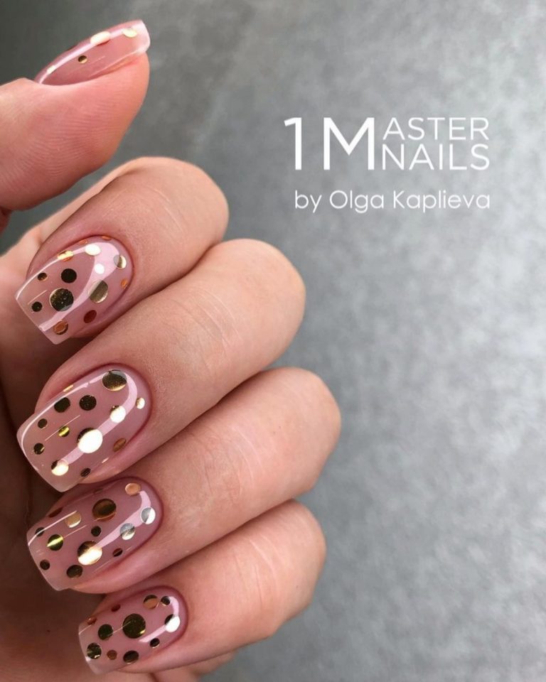 Champagne Wedding Nails Designs For Brides + FAQs