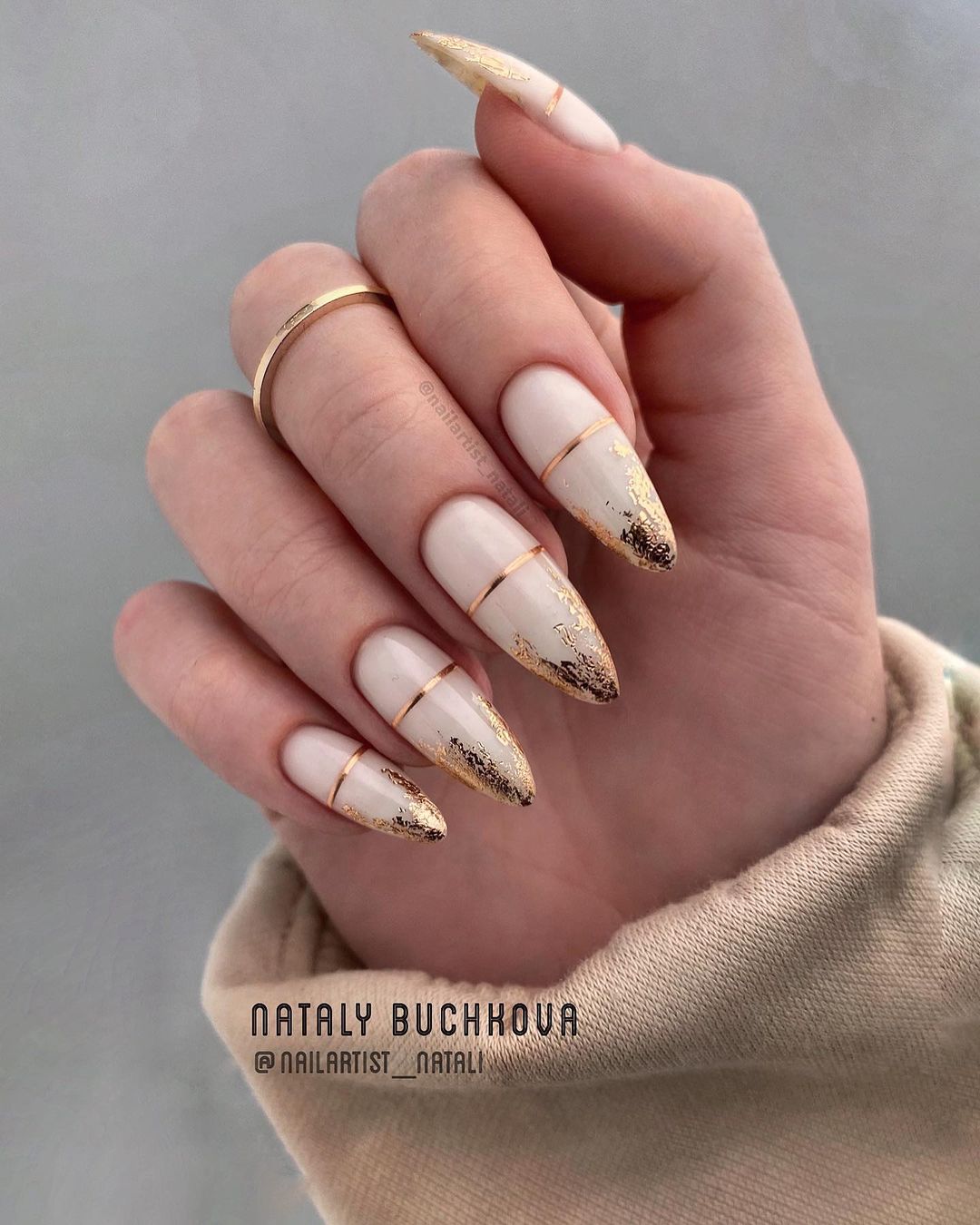Champagne Wedding Nails: Designs For Gorgeous Brides + FAQs Champagne Wedding Nails: Designs For Gorgeous Brides + FAQs