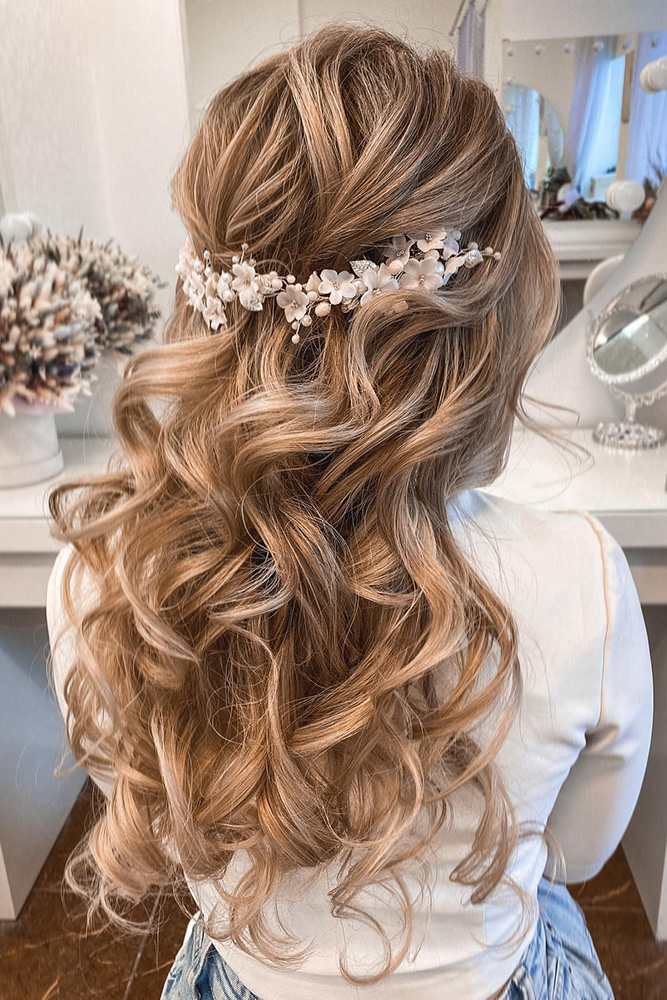easy wedding hairstyles relaxed curls tatistylespb