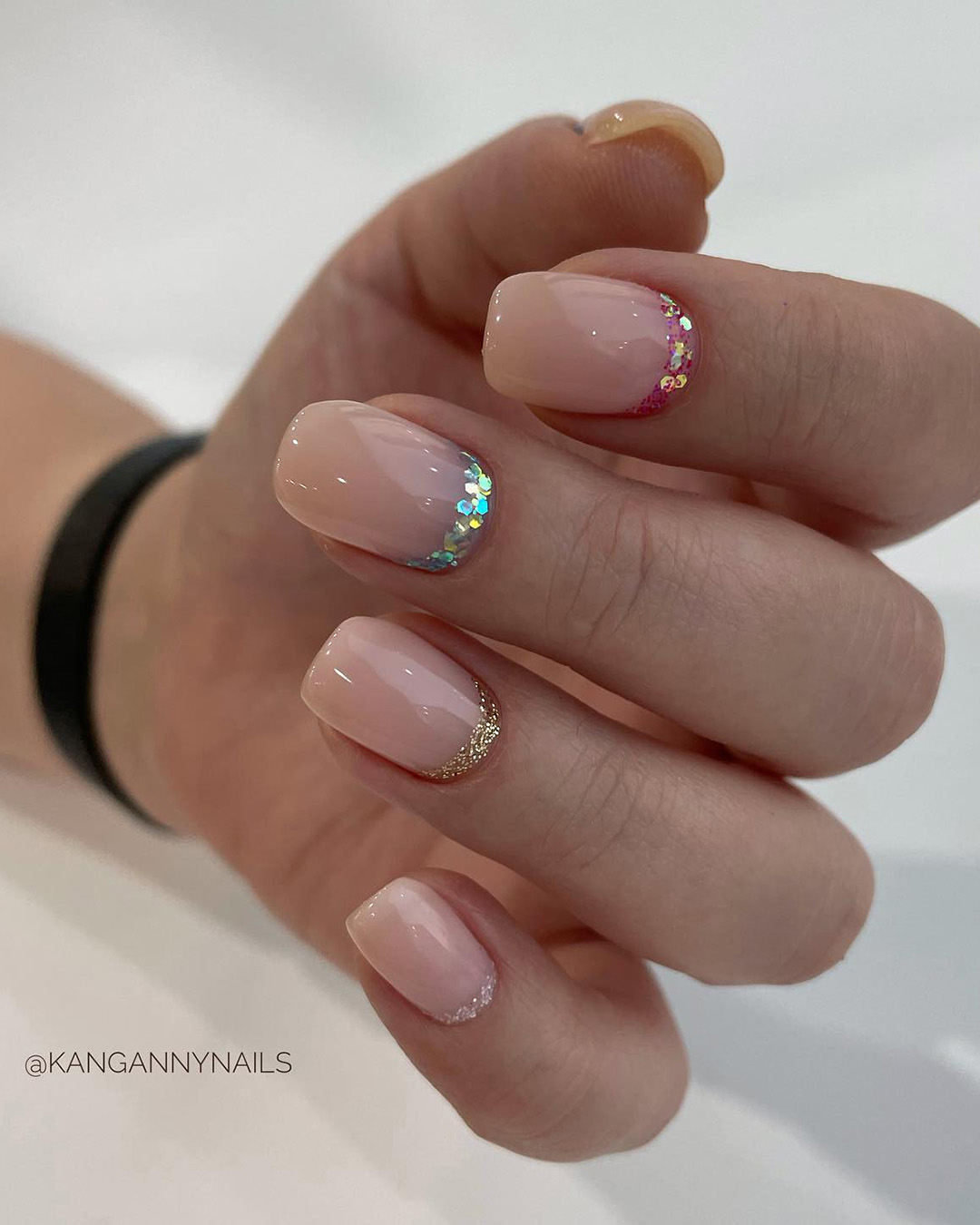 fall wedding nails short nude pink with glitter kangannynails