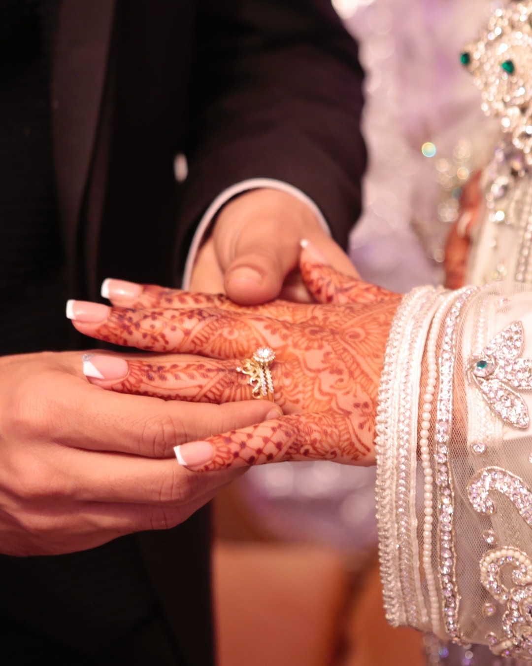 Indian wedding nails neutral