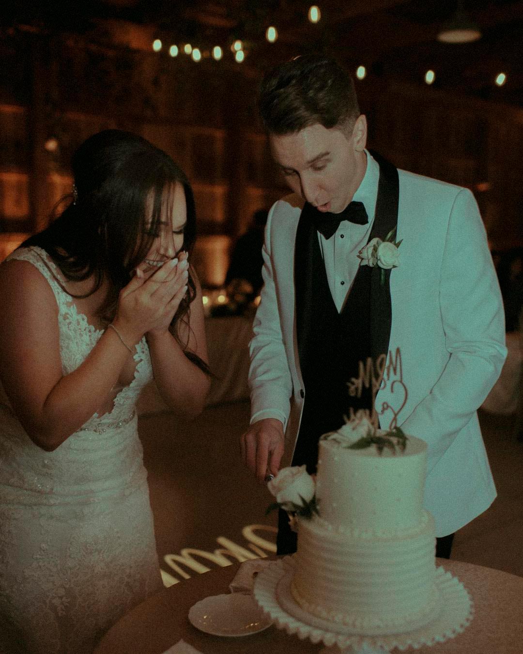 order of dances at a wedding cake cutting