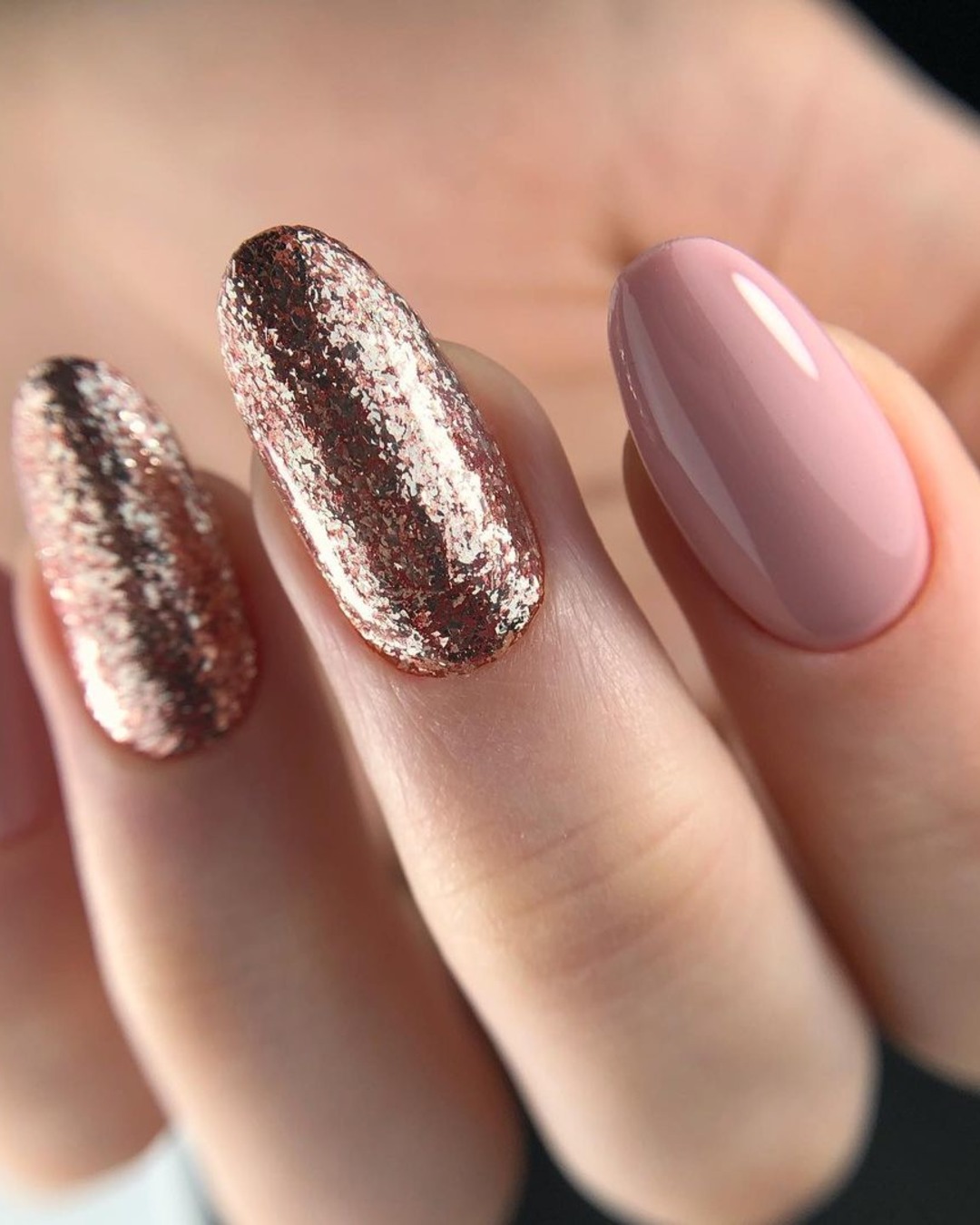 rose gold wedding nails glitter