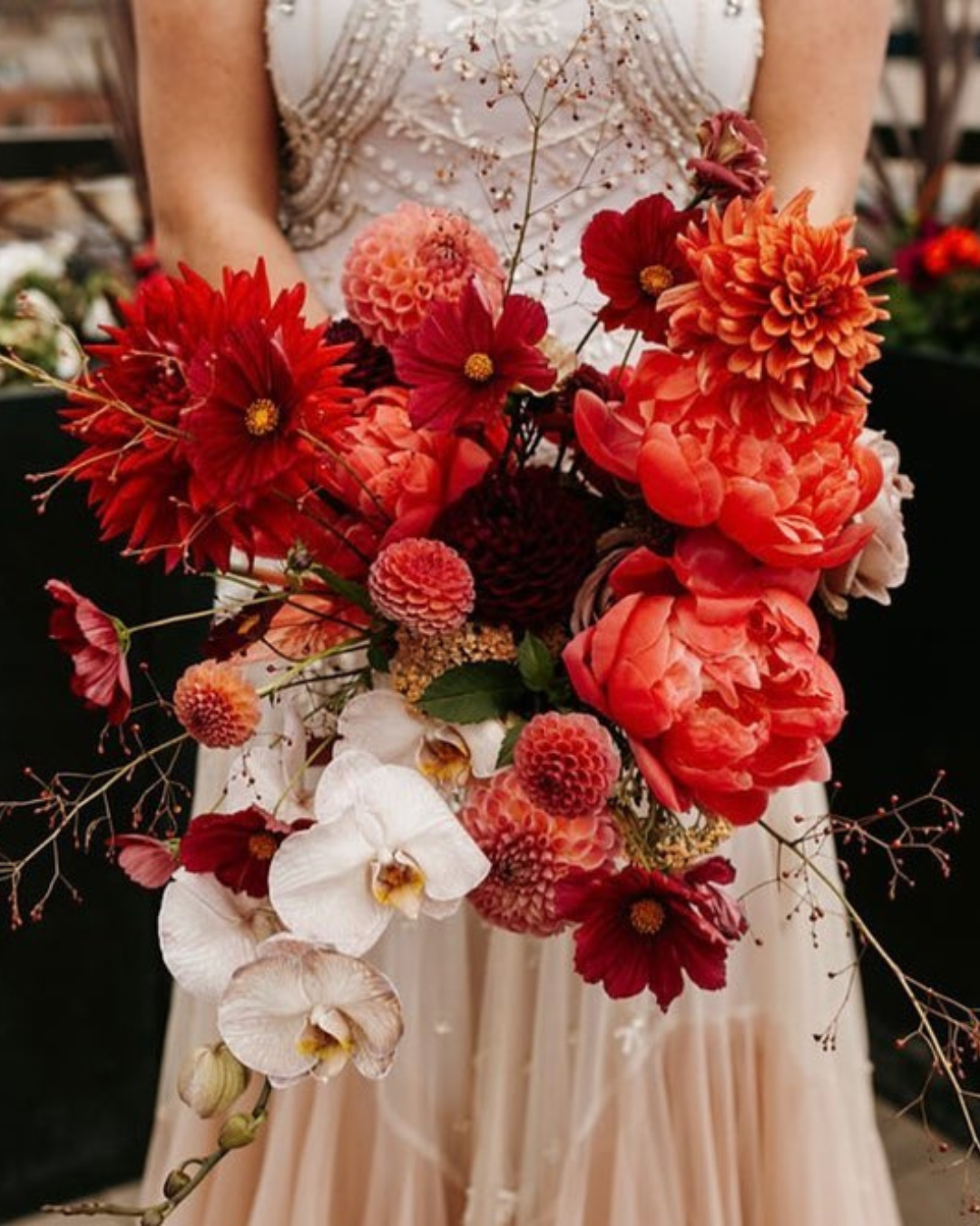 fall wedding bride bouquet