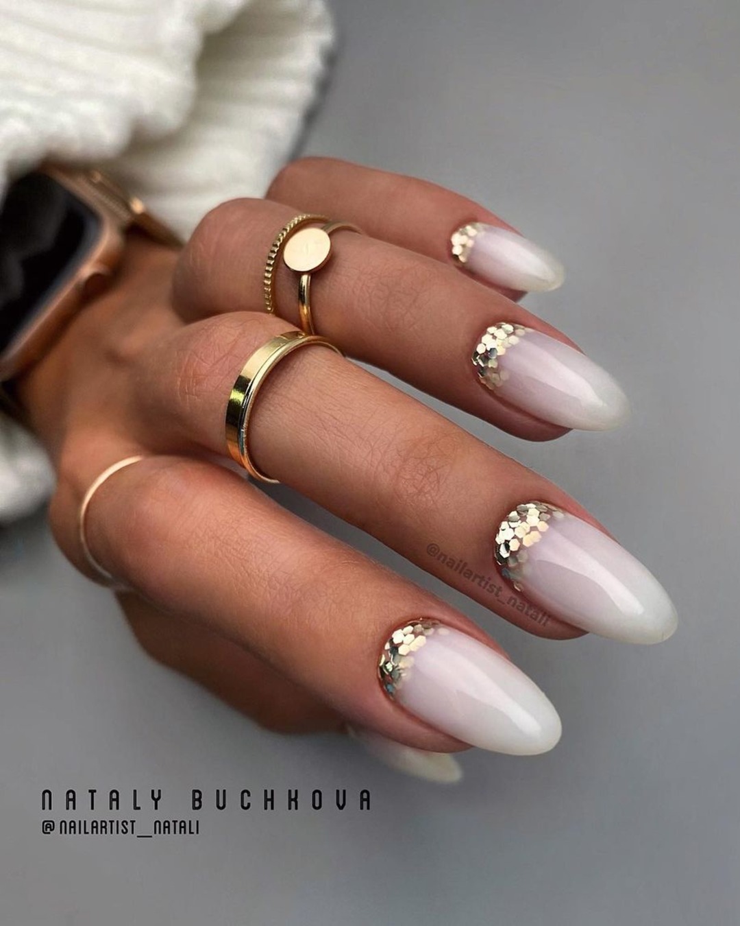 almond wedding nails designs